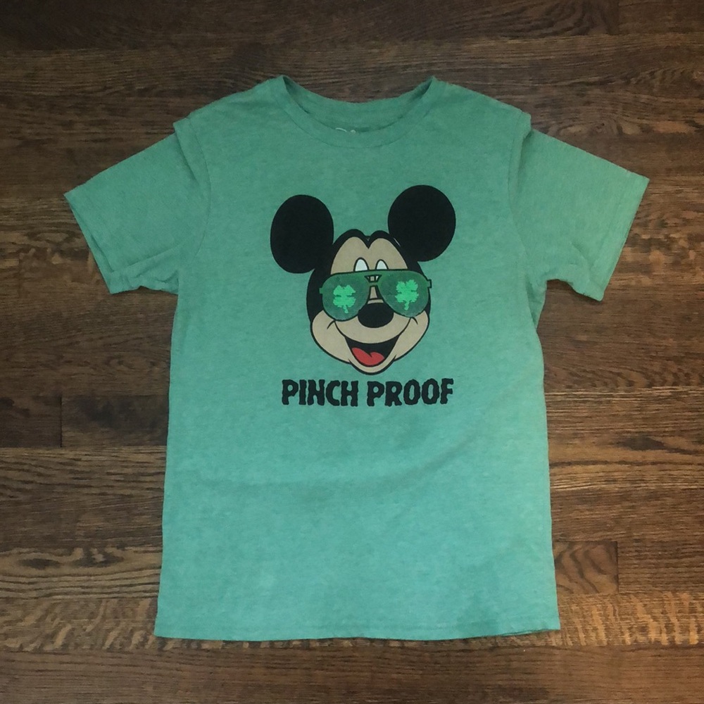 Disney Mickey Mouse St. Patricks day t shirt reversible sequins women’s XL